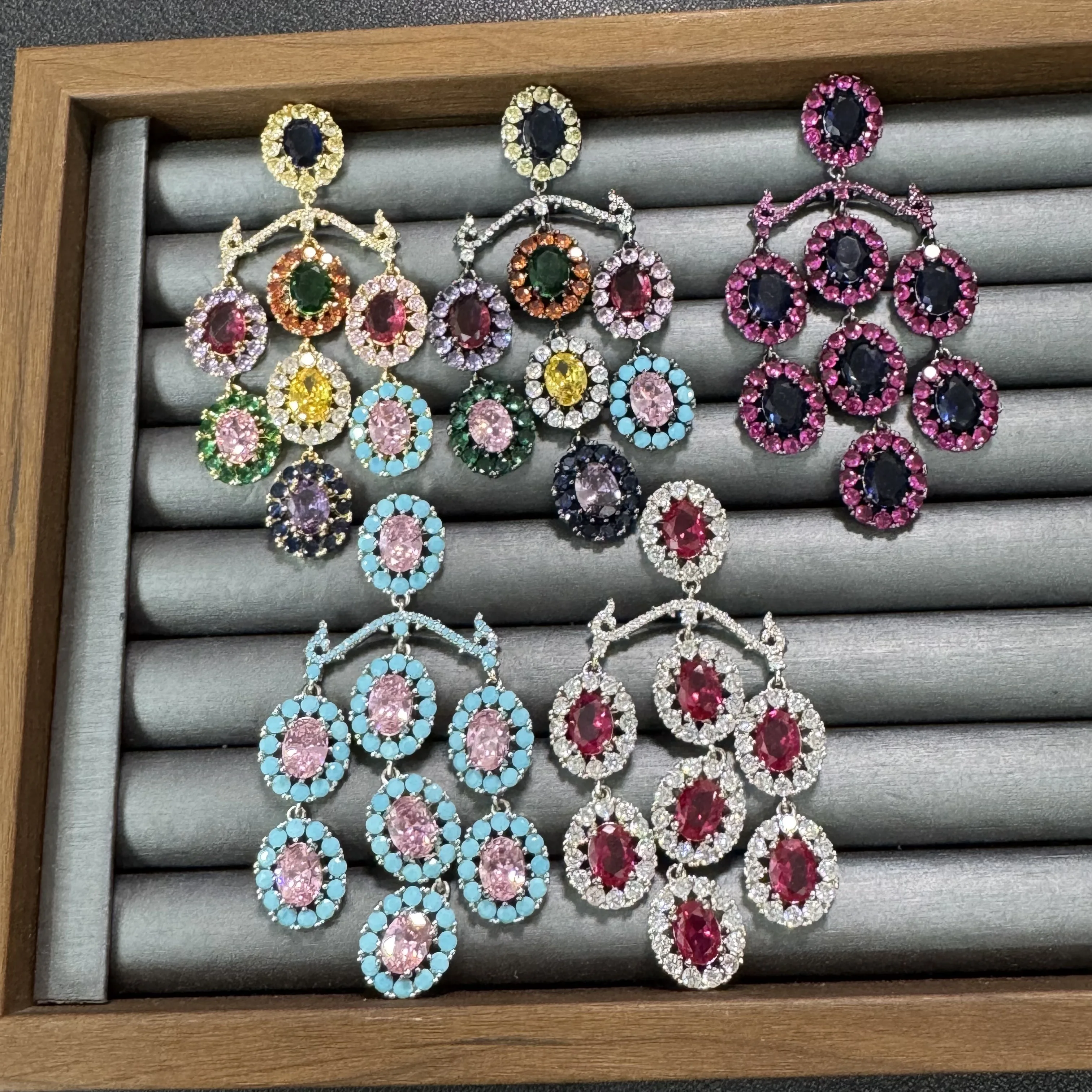 

New Fashion Colorful Diamond-studded Flower Earrings