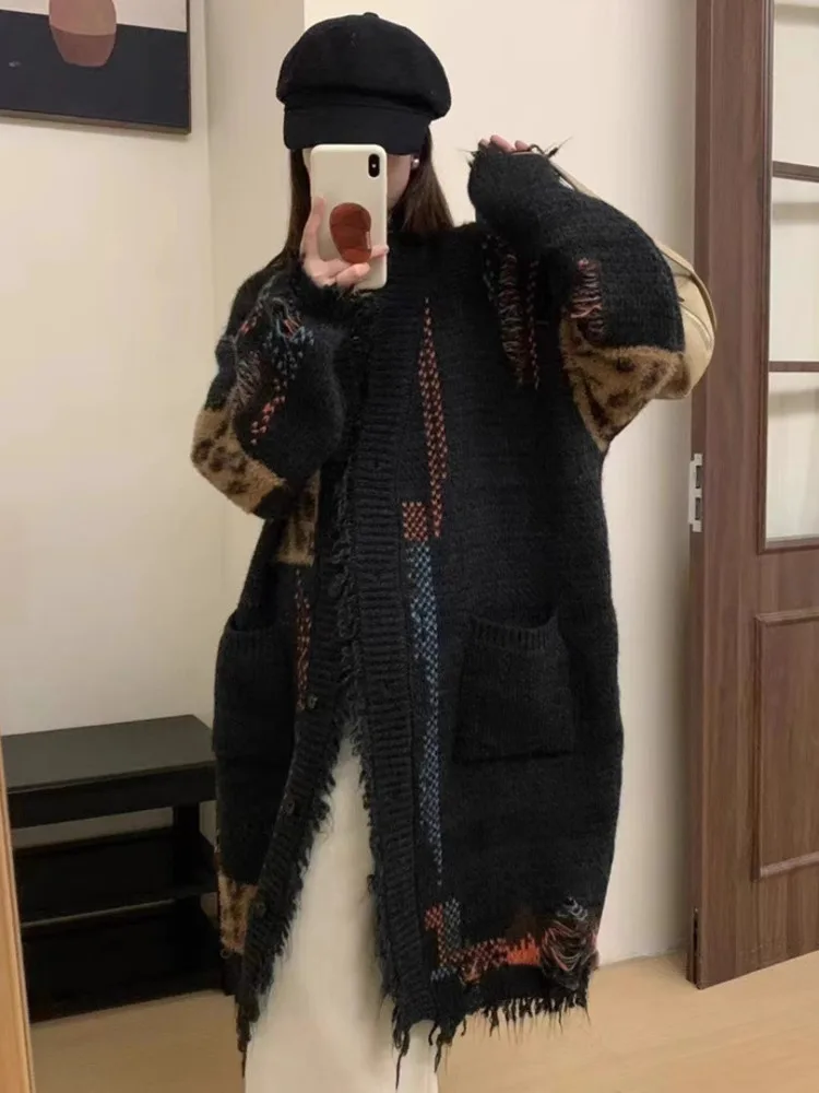 [EWQ] Big Size Tassel V-neck Single Breasted Long Knit Cardigan Patchwork Leopard Women Winter Sweater Coat 2024 Autumn 16O2653