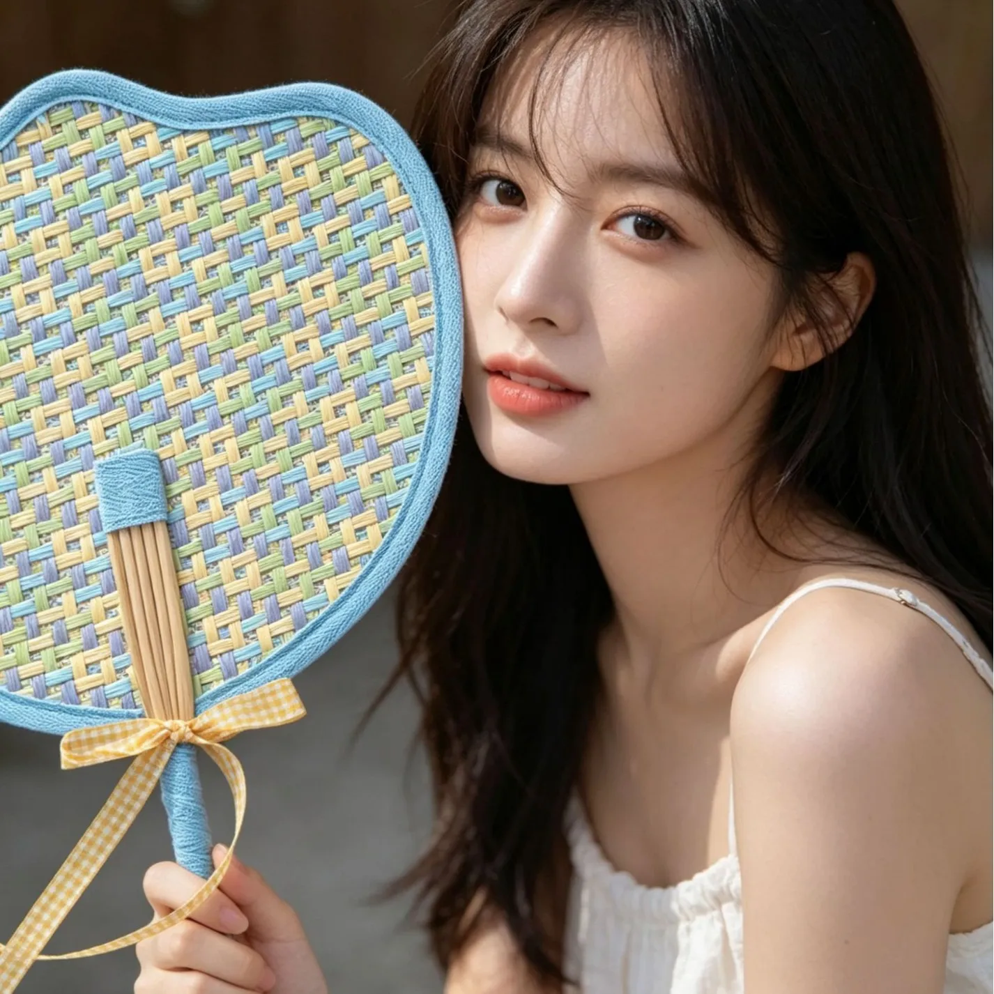 Vintage Tulip & Bow Hand Fan – Handwoven Summer Shaker, Photo Prop & Bag Accessory for Beach/Picnic/Office