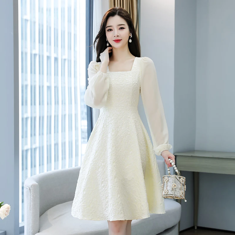 

Elegant Embroidered Dress Women's Spring 2026 plus Size Fashion Square Collar Slimming Skirt Korean Style Bubble Sleeve
