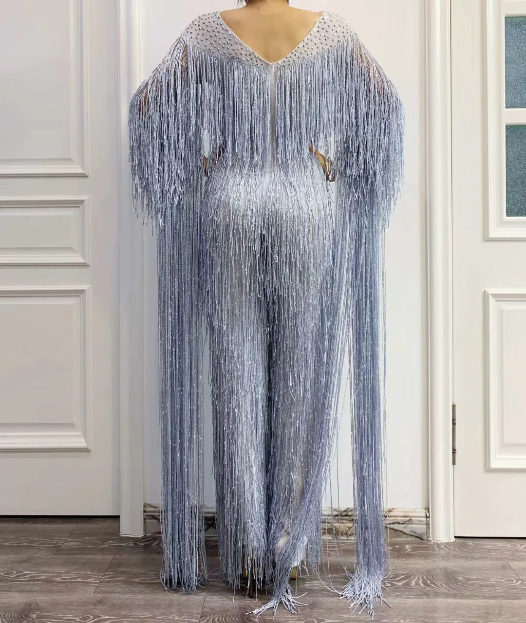 Nightclub Outfit Party Evening Show Costume Individual Design Long Tassel Sleeve Silver Fringes Jumpsuits Ladies Dance Costume