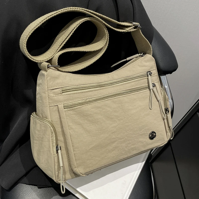 Modische Damen-Umhängetasche mit mehreren Fächern, leicht, geeignet für Einkaufen, Pendeln und den täglichen Gebrauch. – Detail 3