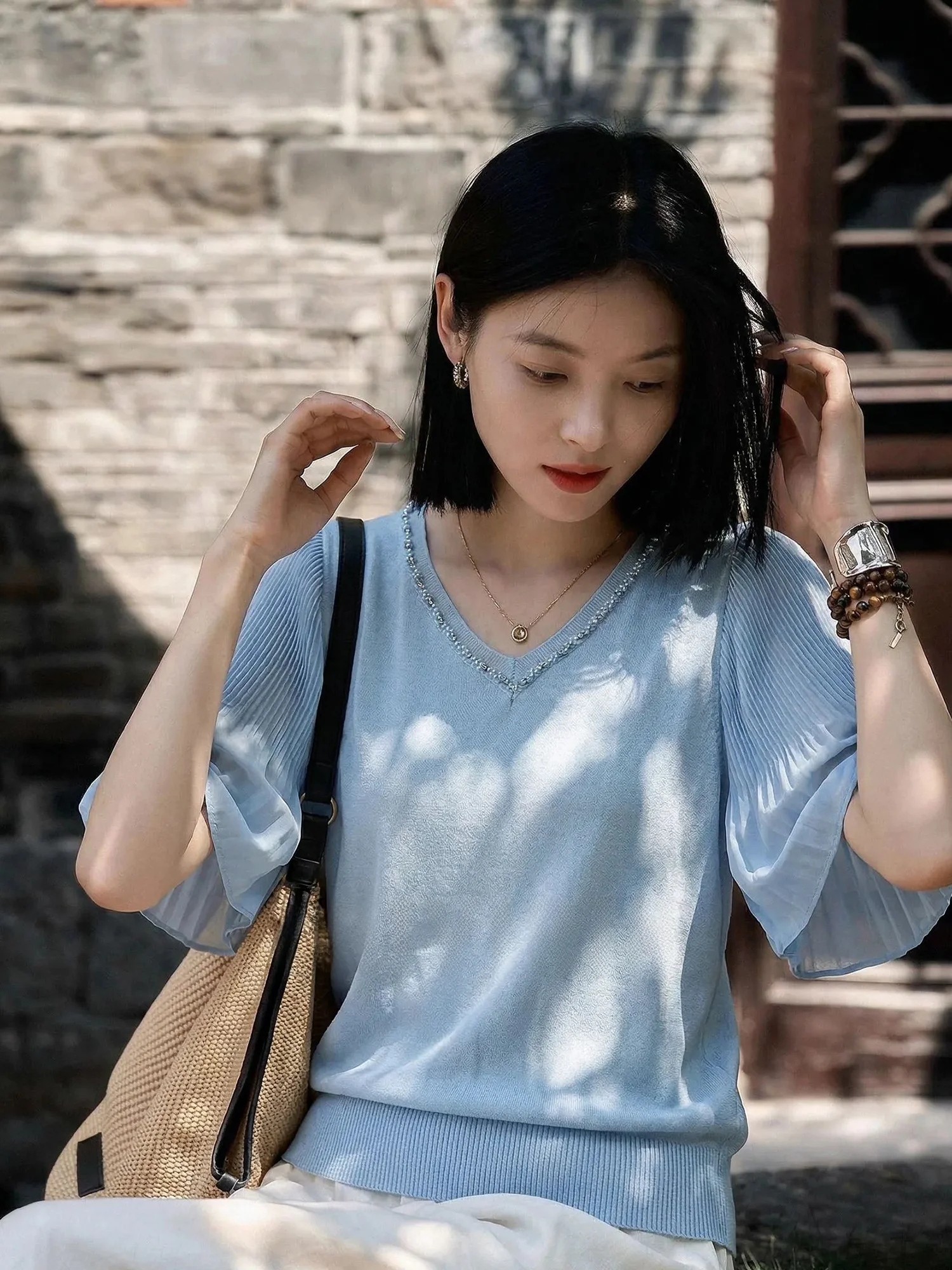 

Blue V-Neck Batwing Sleeve Knitted Top Women's Summer Casual Style Slimming Age-Defying T-Shirt Comfortable Medium Softness