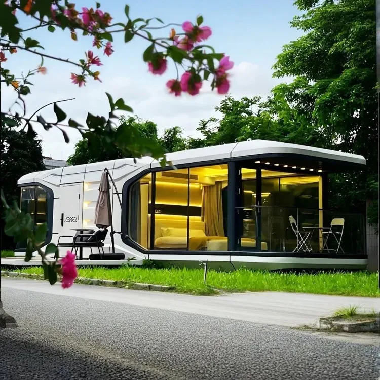 2025 Modern Eco-friendly Container Homes Mini Mobile Family Cabins, Trends Of Mini Airship Pods, Hotel Space Capsules