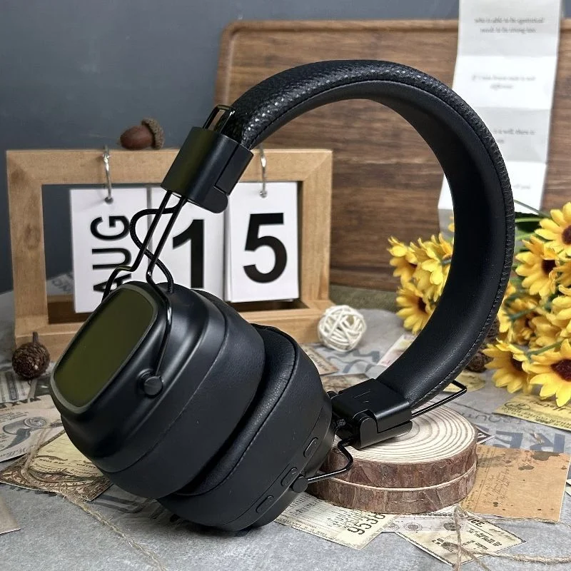 

Retro-style wireless Bluetooth 5.3 over-ear headphones, bass headset, universal mobile phone, suitable for music games