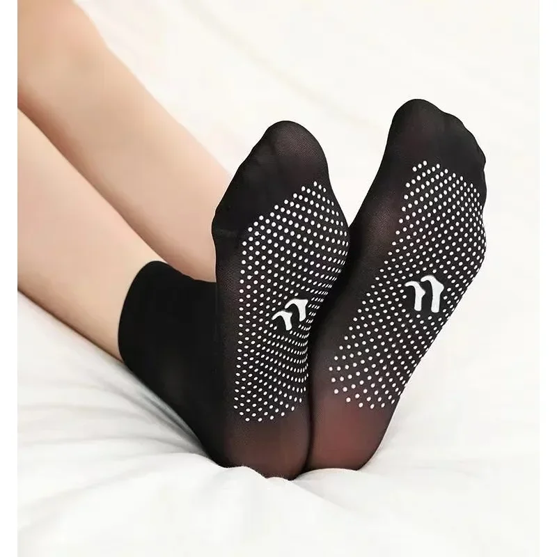 

10 pairs of anti slip medium thick anti hook socks, steel wire women's wear-resistant velvet socks