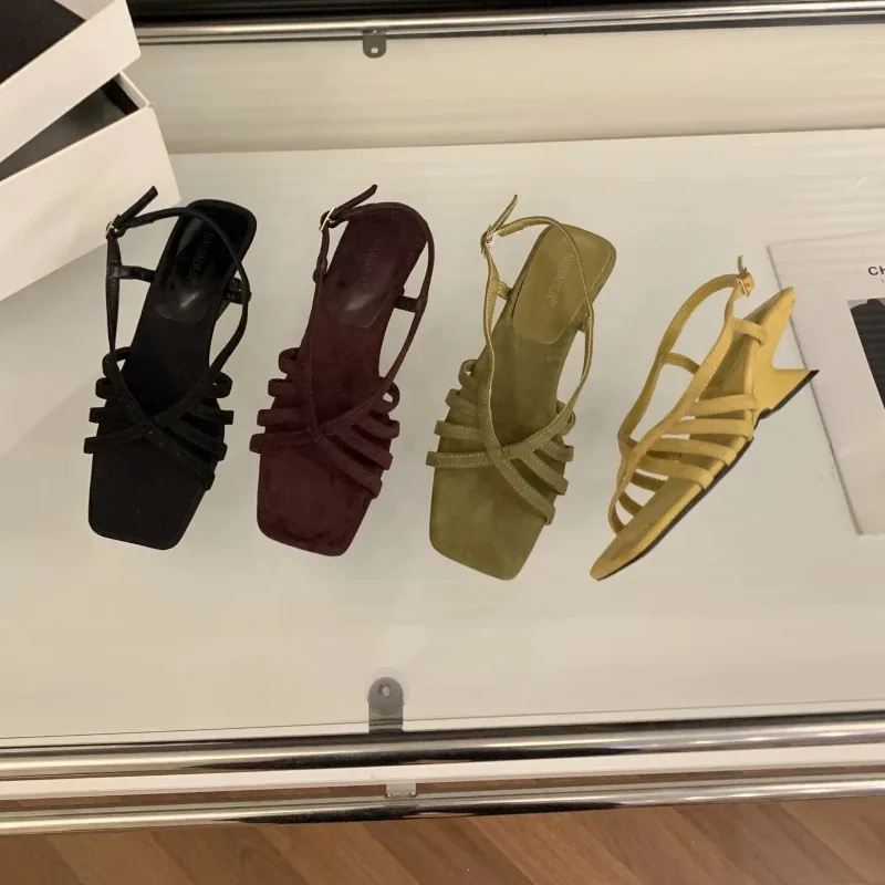 Nouvelles sandales rétro à bout carré et bride fine avec talon irrégulier à nouer à l'arrière pour femme – Chaussures d'été élégantes à talon moyen style romain pour femme