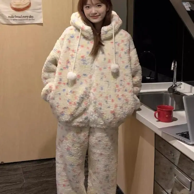 Pigiama con cappuccio da ragazza Completo invernale colorato a pois foderato in pile per il tempo libero Abbigliamento per la casa carino Addensare Tenere al caldo Set di indumenti da notte in flanella