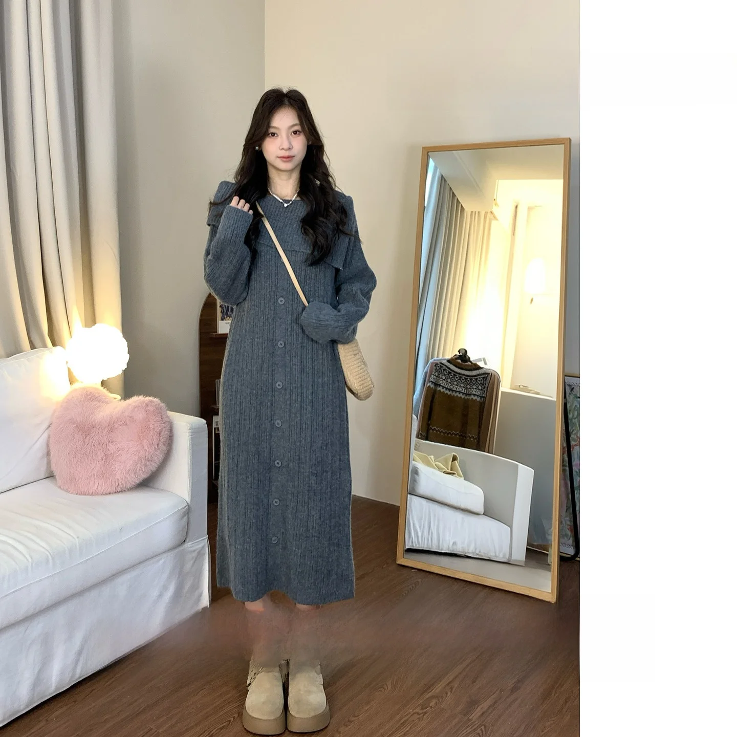 

Элегантное вязаное платье на одно плечо, повседневный стиль, А-силуэт, длинный рукав, утепленное, осенне-зимнее, для города и офиса