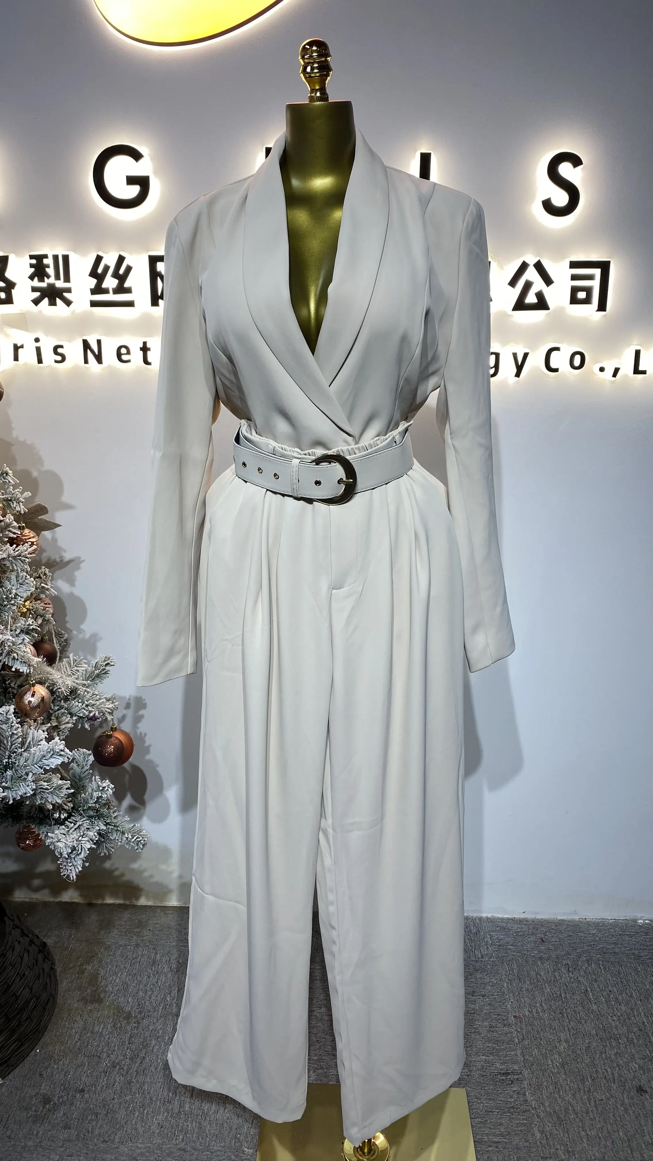 ملابس نسائية صيفية جديدة لعام 2025 طقم فستان بدلة أنيق عالي الجودة ، فستان أنيق بلون سادة-GZXX181