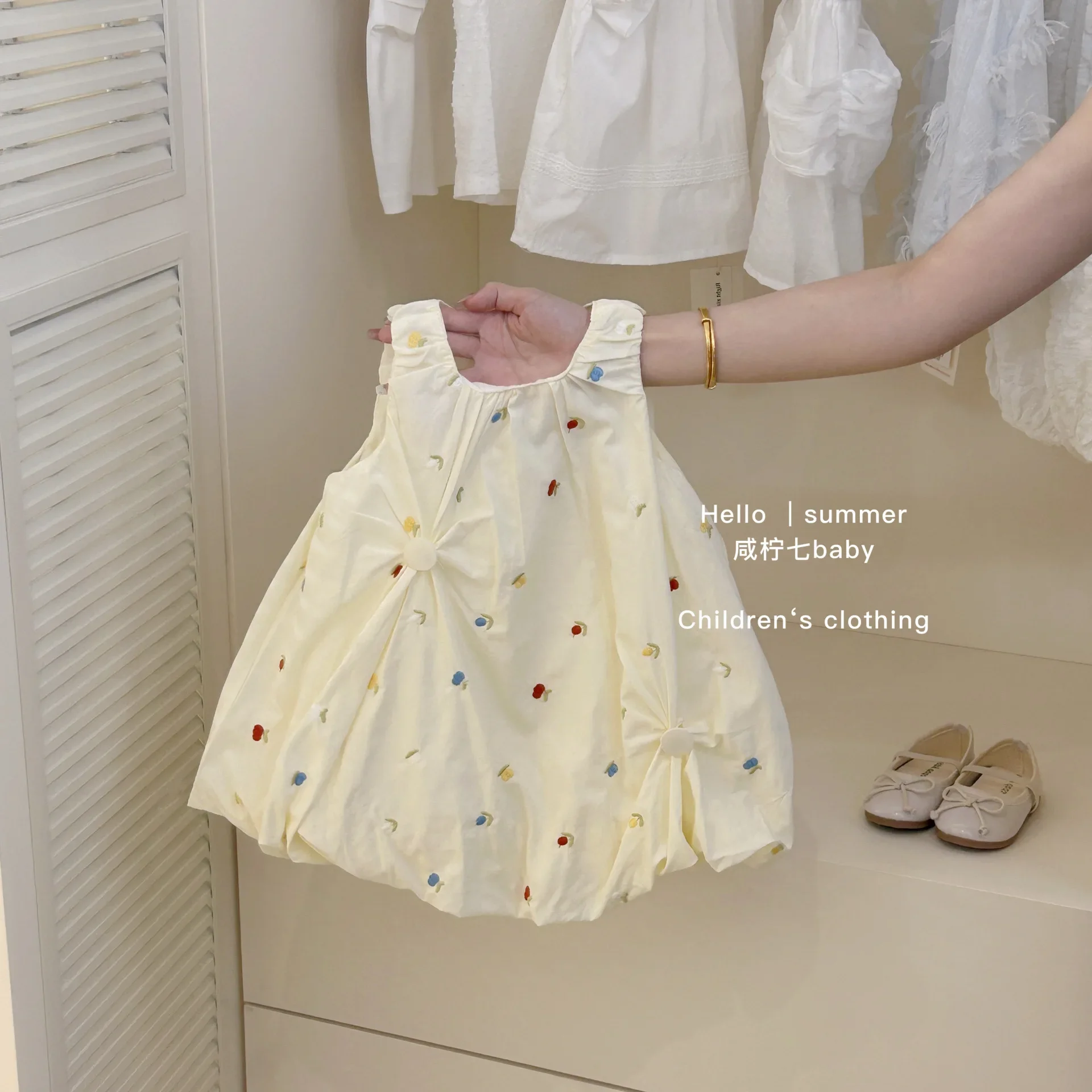 

2025 Summer New Girls Dresses Girls Embroidered Flower Skirt Girls Casual Dresses White Flower Girl Dresses