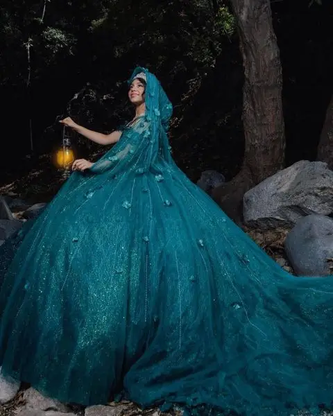 Vestido de quinceañera verde esmeralda para niña mexicana, vestido de quinceañera con capa, capa 3D Floral, corsé con cordones, Charro, años XV