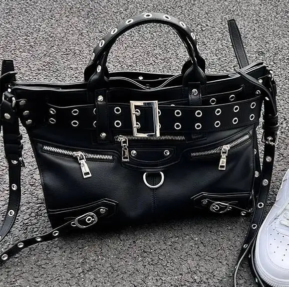 Bloom Rivet Black Tote Bag Women Y2k Grunge Vintage Large Capacity Crossbody Bags Ladies Moto Biker Designer Handbag