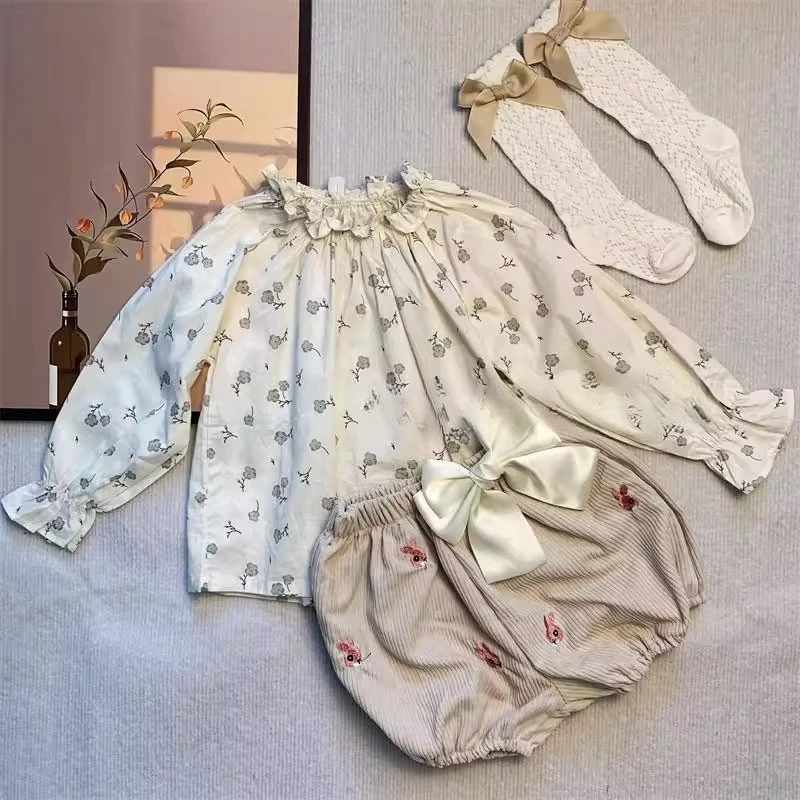 

Ins детская одежда ручной работы, модный бутиковый комплект, топ с воротником в виде листьев лотоса + брюки + носки, милая одежда в испанском стиле для маленьких девочек