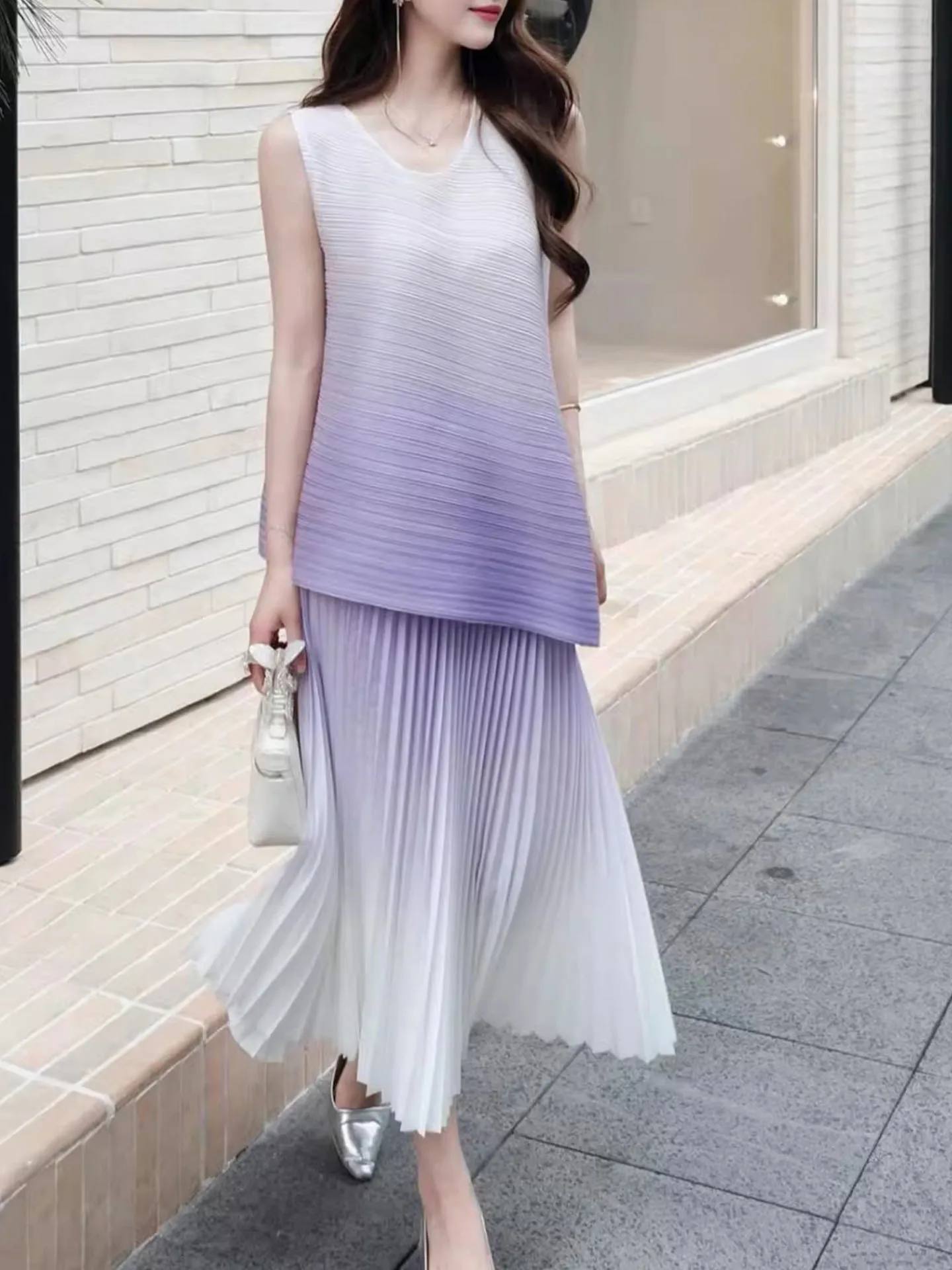 

Loose Fit Gradient Purple Sleeveless Top And Skirt Set Fashionable Korean Style Summer Outfit Three Houses Art Creation
