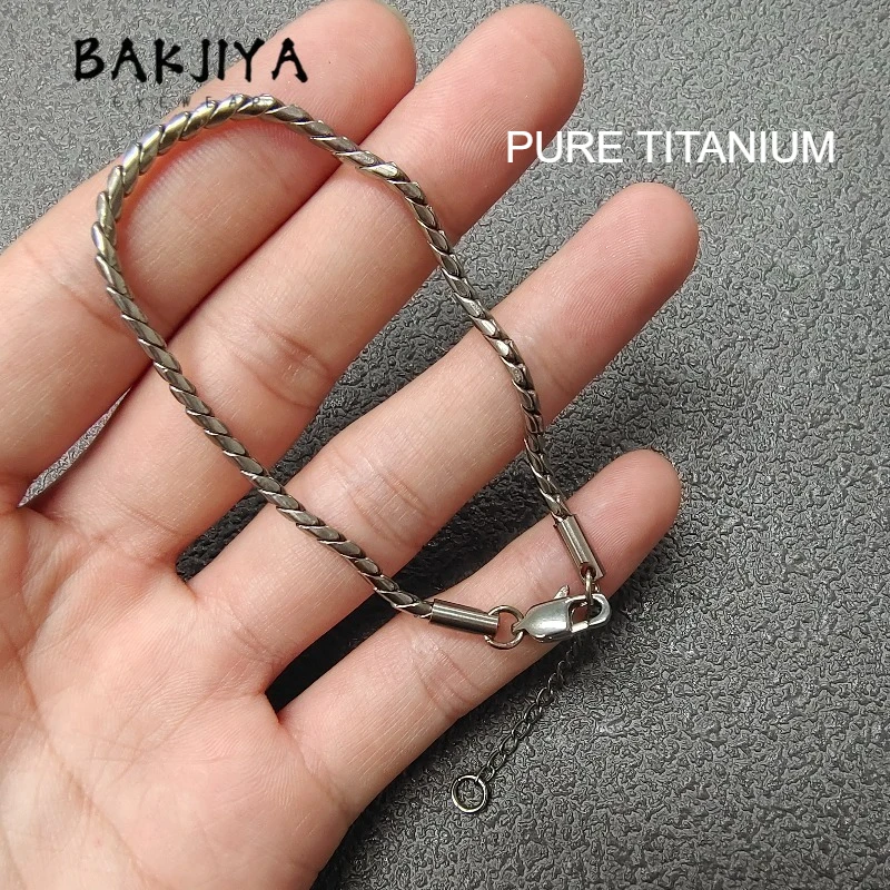

Unisex TA1 Pure Titanium Twisted Bracelet for Mne, 3mm Snake Chain Bracelet, Hypoallergenic Jewelry for Sensitive Skin