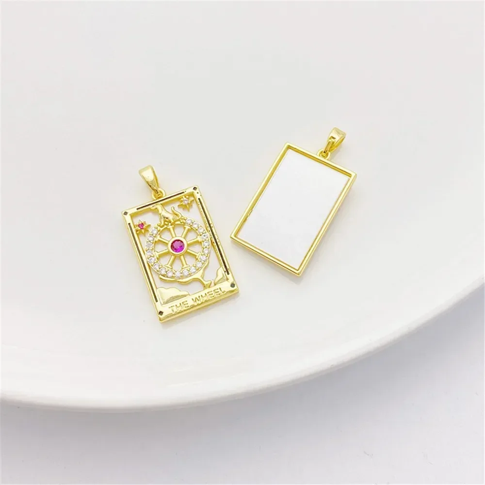 จี้รูปทรงสี่เหลี่ยมจัตุรัสประดับเพชรเซอร์โคเนียมสีรุ้ง 18K ทองคำแท้ งานฝีมือสำหรับทำสร้อยข้อมือ สร้อยคอ และเครื่องประดับศีรษะ รุ่น L539