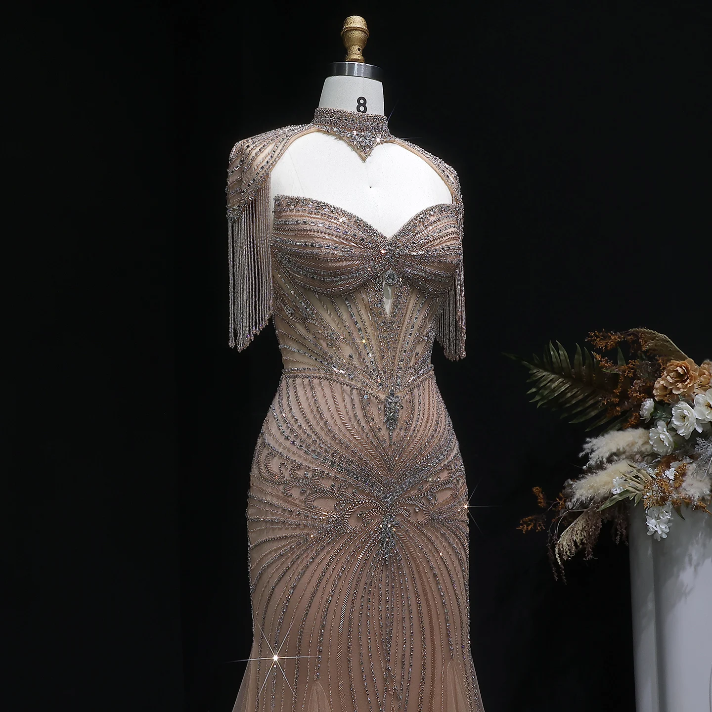 Sharon Said Elegantes Champagner-Meerjungfrauenkleid mit Cape-Ärmeln, Kristallperlen, Blaues Hochzeitskleid, SS021, Maßanfertigung – Detail 14
