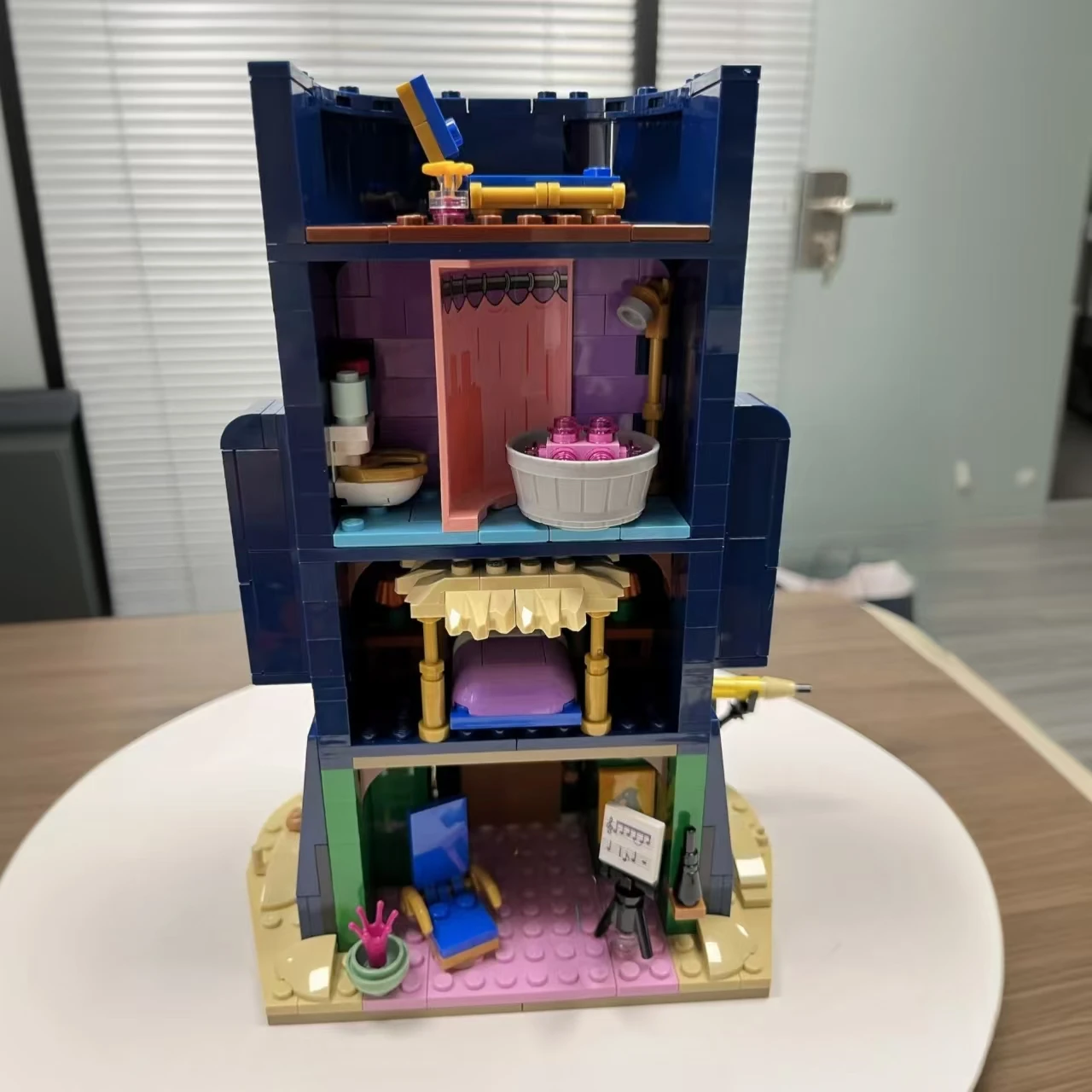 2026 new 1794pcs nderwater Fantasy House Building Blocks Set Blue Multilayer Apartment, with 3 figures Christmas Toys