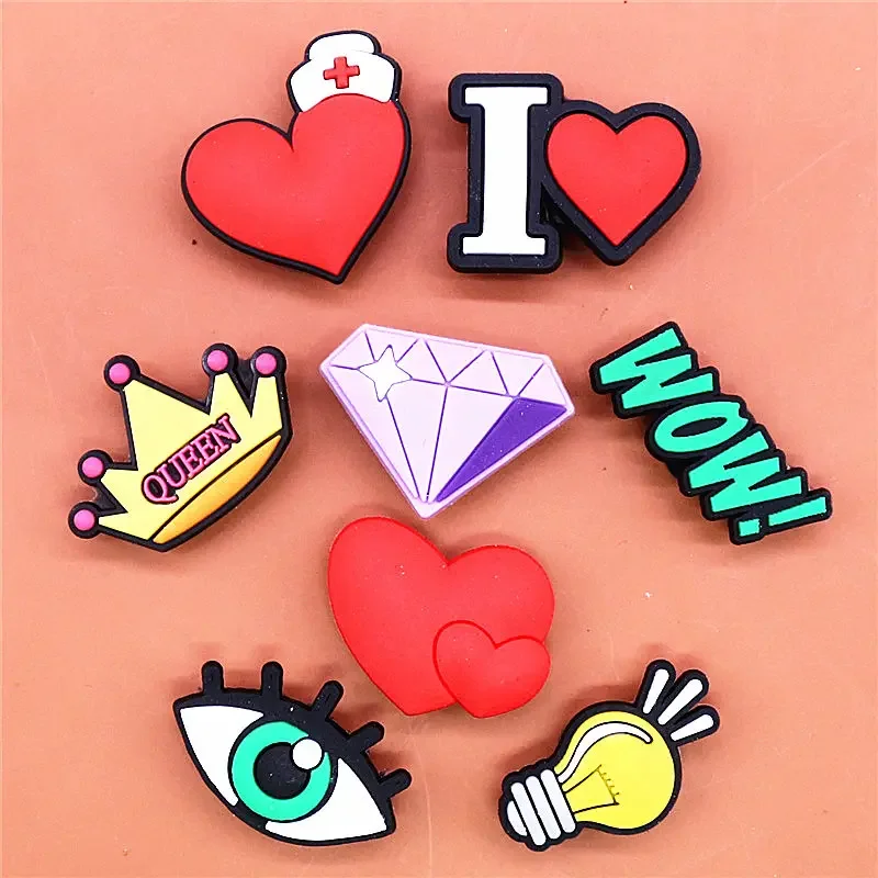 1pcs Heart-shaped Shoe Charms Queen Green Eyes WOW Shoes Accessories Decoration Fit Party Kids Gifts U238