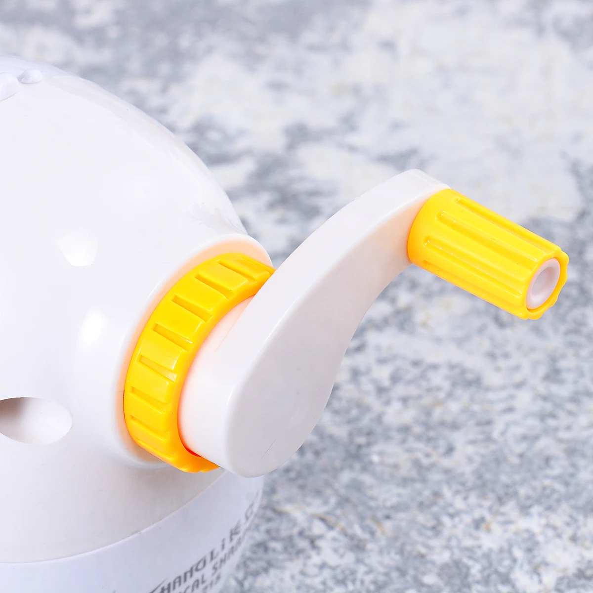 

Cute Duck Shaped Pencil Sharpener for Kids Lightweight School Office Supplies Creative Students Desk Ornament