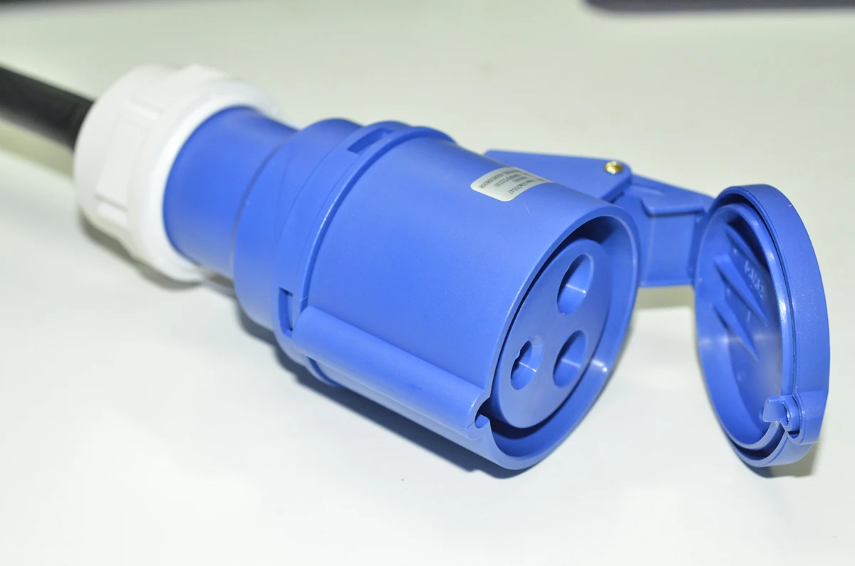 Ladeadapter für Elektrofahrzeuge, 22 kW, 3-phasig, roter Stecker, 32 A-Stecker auf 7 kW, 1-phasige blaue Buchse, 32 A-Buchse für EV-Aufladung – Detail 4