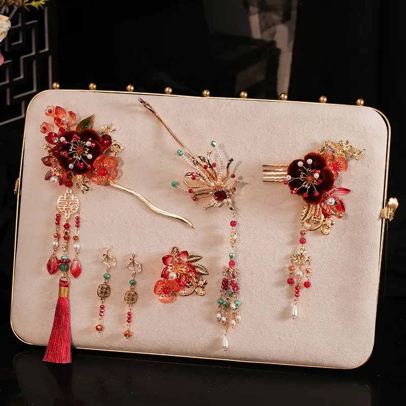 เจ้าสาว Headdress กํามะหยี่ดอกไม้คลาสสิก Updo Cheongsam เครื่องแต่งกายโบราณอุปกรณ์เสริมผม Xiuhe ชุดโบราณพู่ผม Clasp