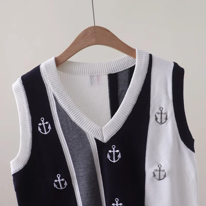 Autumn New Body Boat Anchor Pattern Machine EmbroideryVCollar Sleeveless Knitwear Vest All-Matching