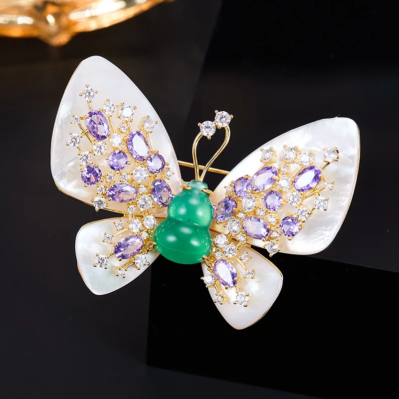 Autumn/Winter New Chinese Style Colorful Treasure Butterfly Brooch Exquisite Shell inlaid Jade Women's Coat Suit Pin Accessory