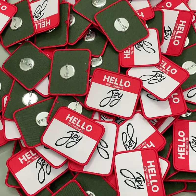 

Нагрудный значок Disney Zootopia 2: Ник Вайлд и Джуди Хоппс, именной бейдж, новый аниме-реквизит для косплея и коллекционирования, подарок для фанатов