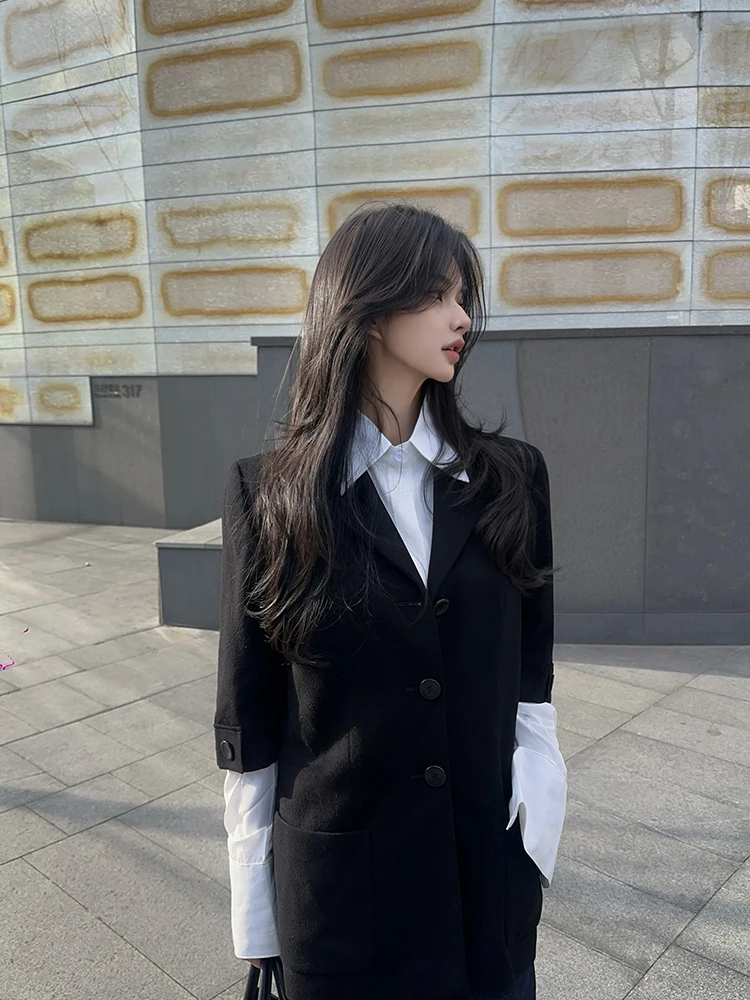 

Женский повседневный костюм Xia Yuan Original Bla: Новинка Весны 2025, элегантный приталенный пиджак в стиле Mid-century от Maxmar