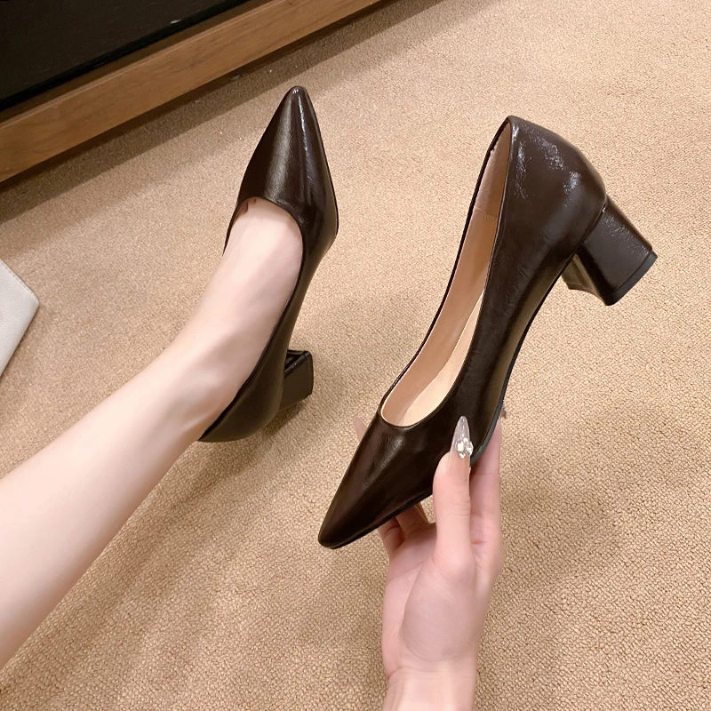 Pumps Red Shoes for Woman 2025 on Heeled Black Pointed Toe Women's Summer Footwear High Heels 40 Trend with Discount Vacation