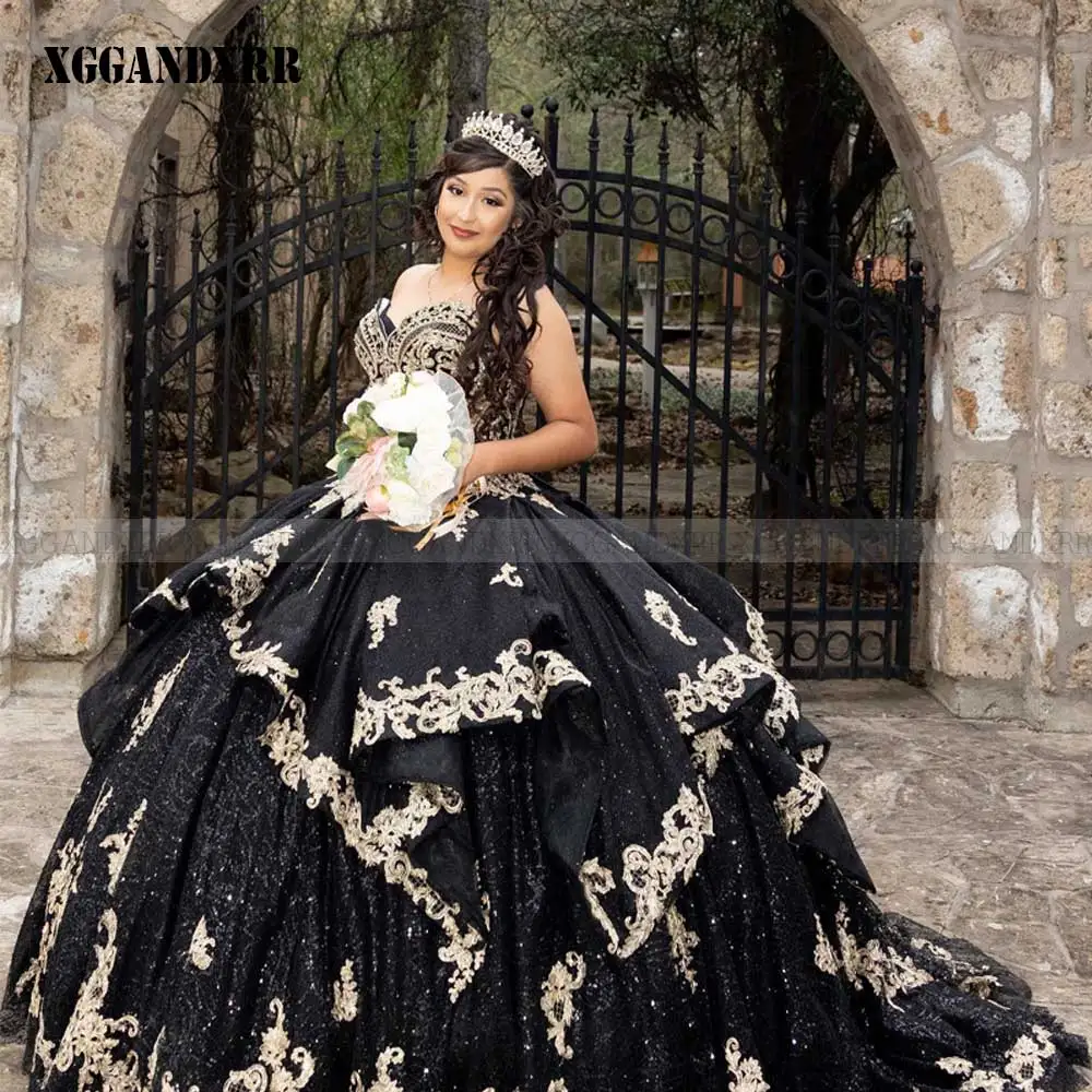 Gaun Quinceanera hitam 2023 kain berkilau manis gaun pesta Prom ulang tahun 15 16 gaun pesta dansa renda Applique lapis pakaian kontes