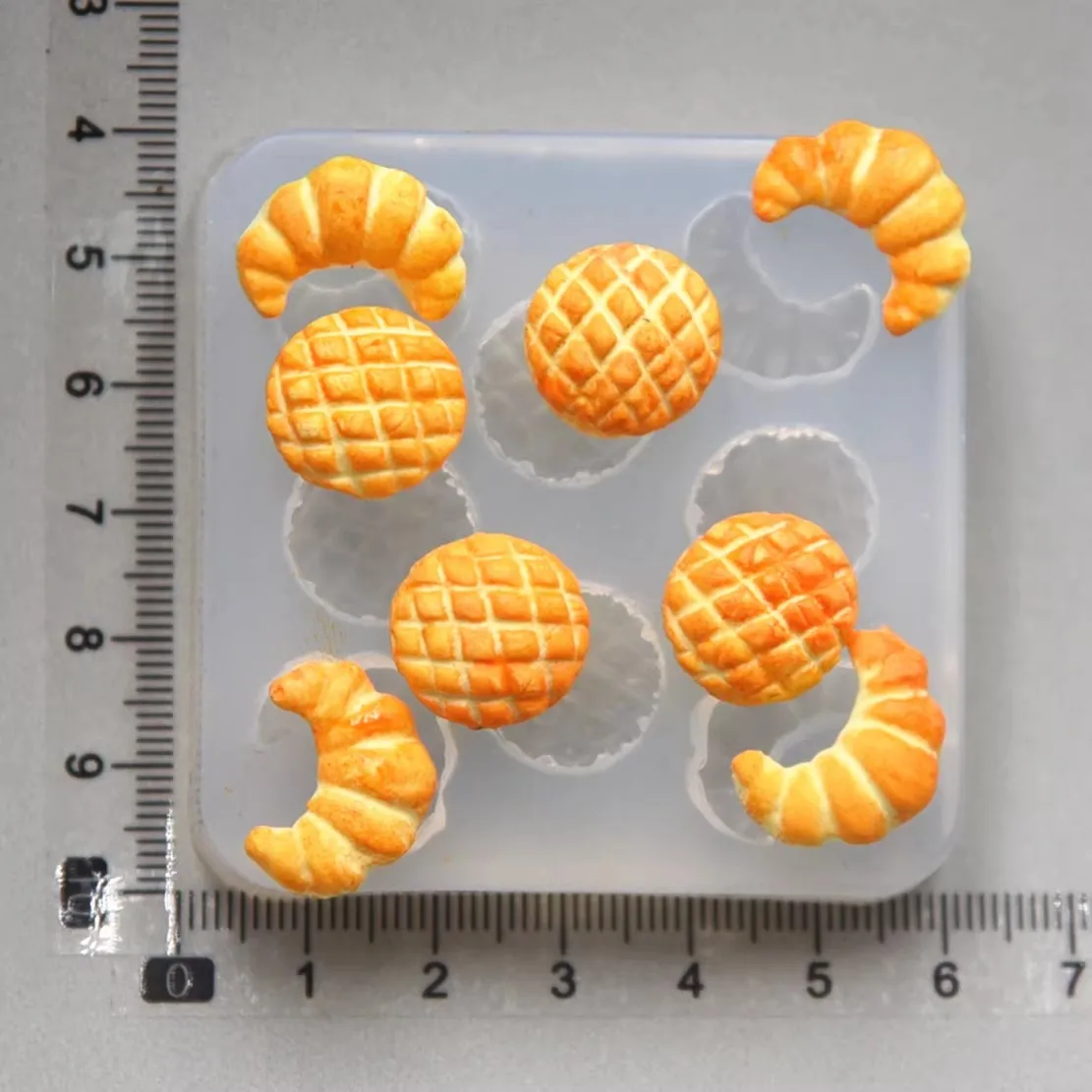 

Miniature pineapple bun Silicone Molds Pottery Clay Handicraft Fast DIY moulds