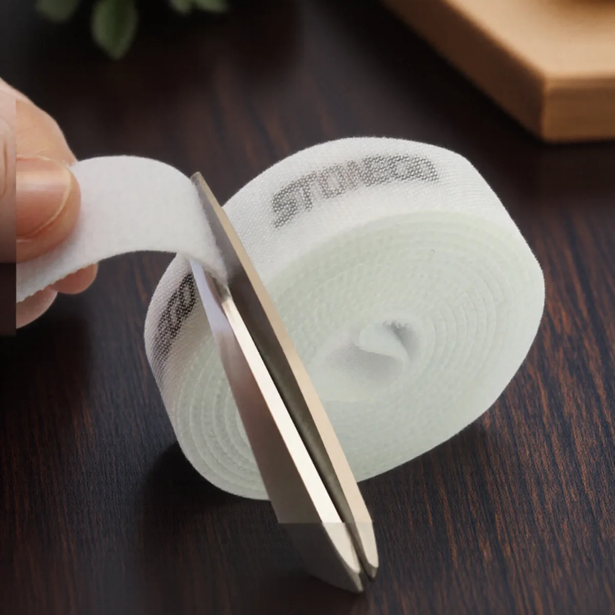 

USB Cable Winder Cable Organizer Ties Mouse Wire Earphone Holder HDMI Cord Management Phone Hoop Tape Protector