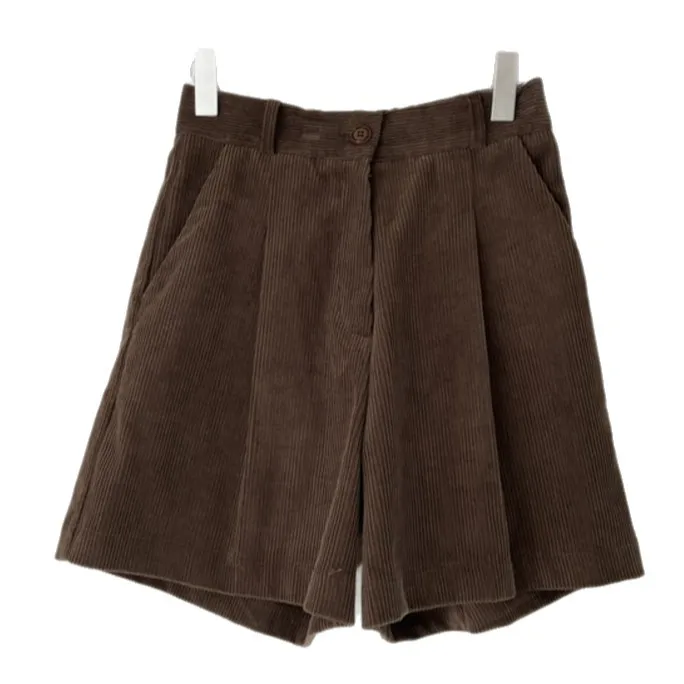 منتج جديد لخريف 2025 شورت واسع الساق متعدد الاستخدامات للنساء سروال متوسط متعدد الاستخدامات