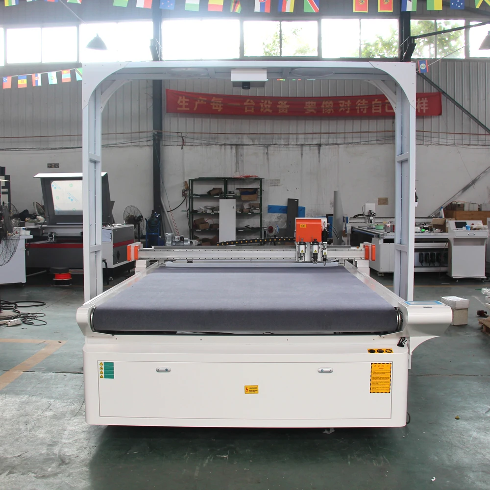 CNC Digital Automatic Knife Cutting Machine 1625 Auto Feeding Vibration with CCD Camera Delta Servo Motor Ruida Control