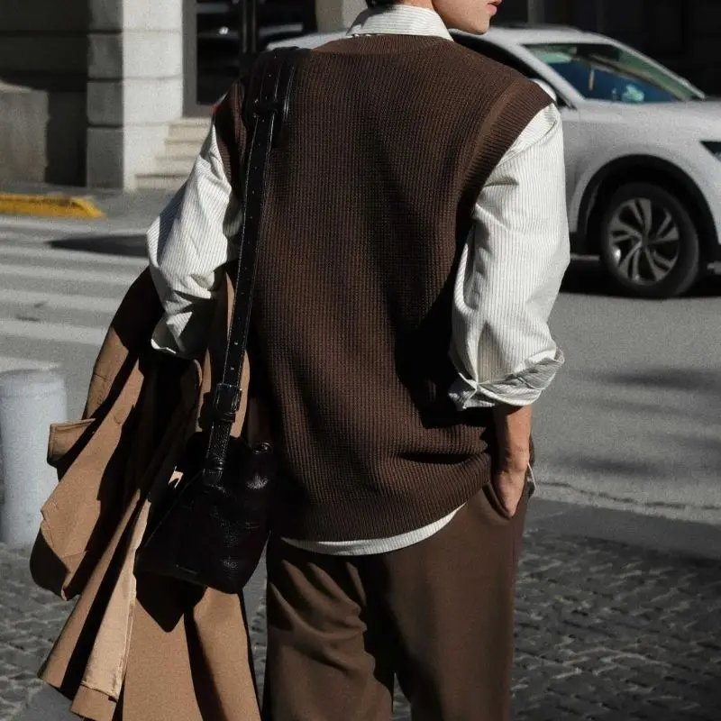 Thumbnail 3 - #20 Top 50 Mens Sweater Vests Worth Buying In 2026