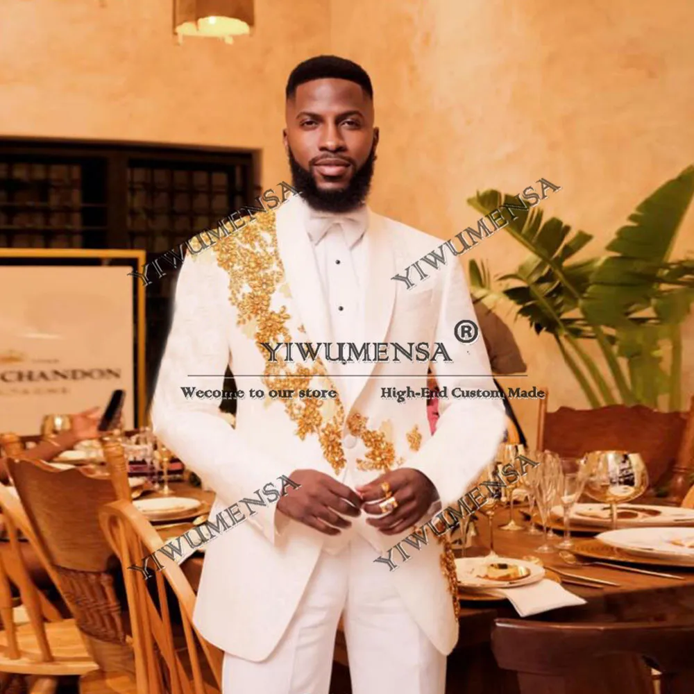 

Metallic Jewelry Stones Wedding Suits For Men Single Breasted Jacket Pants 2 Pieces Groom Formal Party Tuxedos Customized Dress