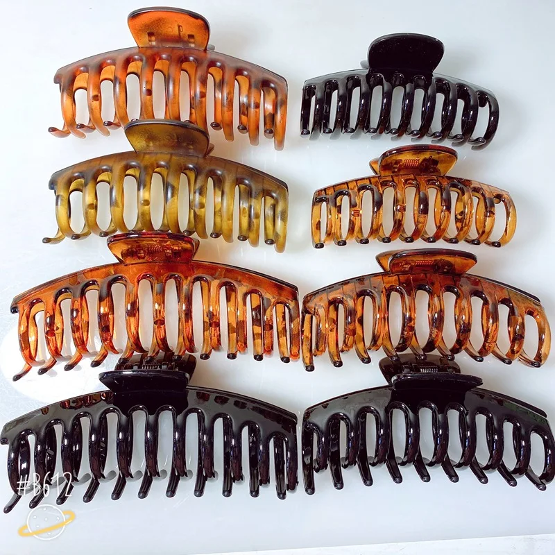 

Big Size Korean Acrylic Personalized Hair Claw Clips Hot Sale Daily Life Hair Claw Women Custom Black Claw Clip