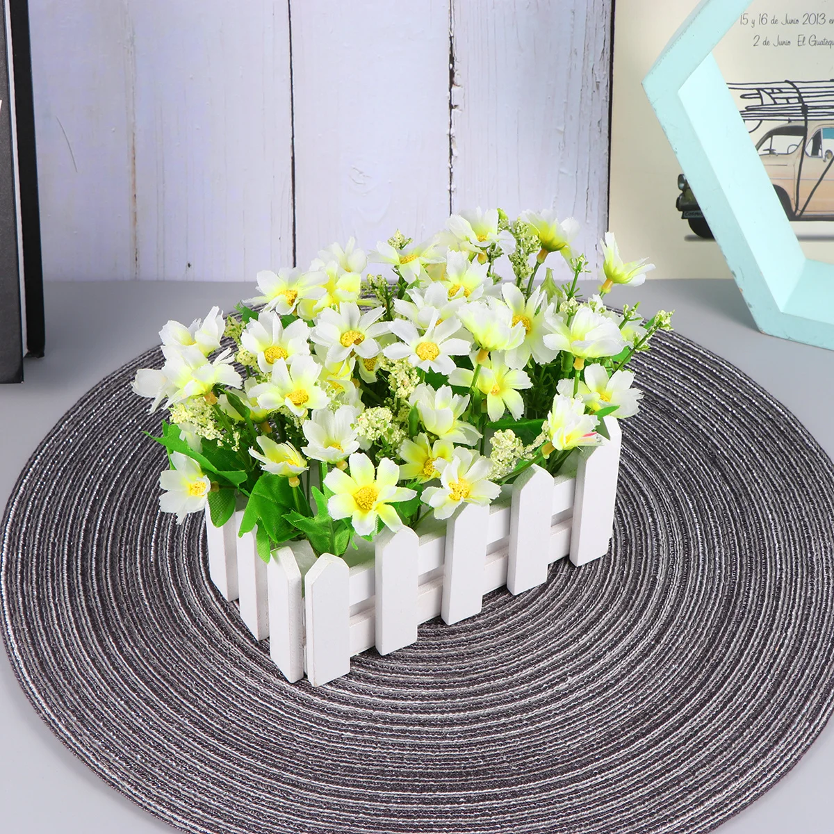 

Artificial White Daisy Simulation Fence Flower Adornment Realistic Lifelike Flower Ornament Indoor Home Office Wedding
