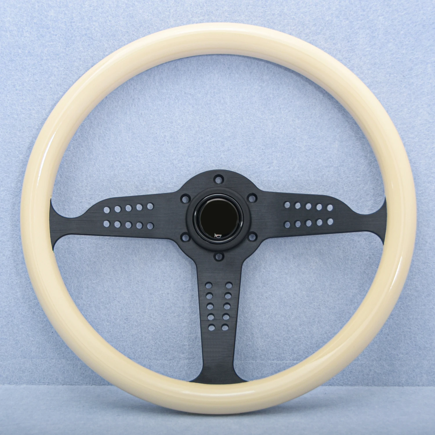 عجلة قيادة JDM Grand Prix Style باللون البيج مقاس 14 بوصة عجلة قيادة رياضية عتيقة عالمية
