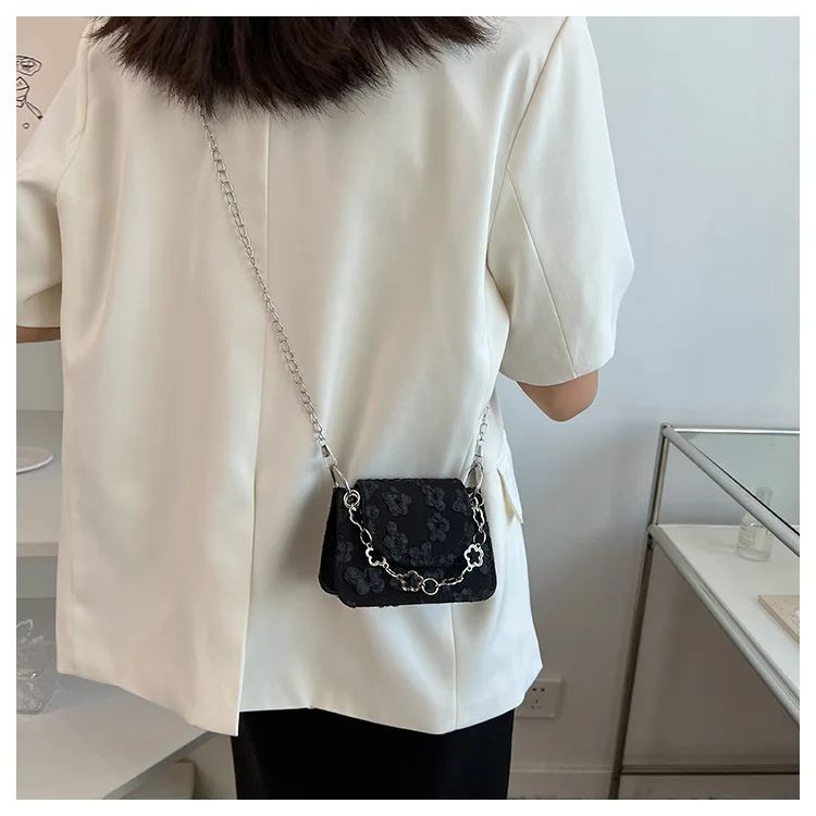 

Women Shoulder Bags Small Crossbody Messenger Bag Trend Underarm Bags Girl Women's Nylon Handbags Ladies Phone Purse