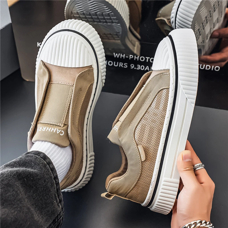 Breathable Circulation Mesh Upper Men Summer Sport Shoes Soft Padded Insole Durable Anti Skid Sole Suitable For Daily Exercise