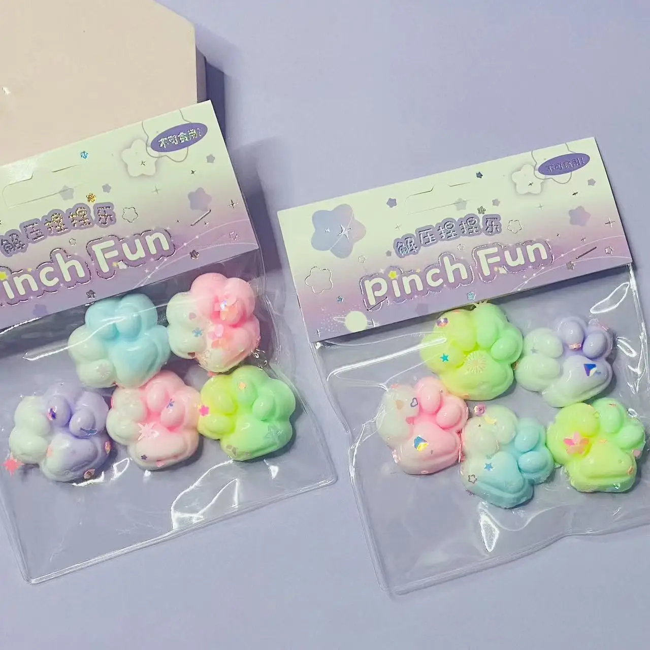 5Pcs/1 Beutel Gradienten Mini Pailletten Katze Pfoten Prise Weiche Langsam Rebound Spielzeug Transparent Kristall Katze Pfote Nette Squeeze Stress Relief Spielzeug