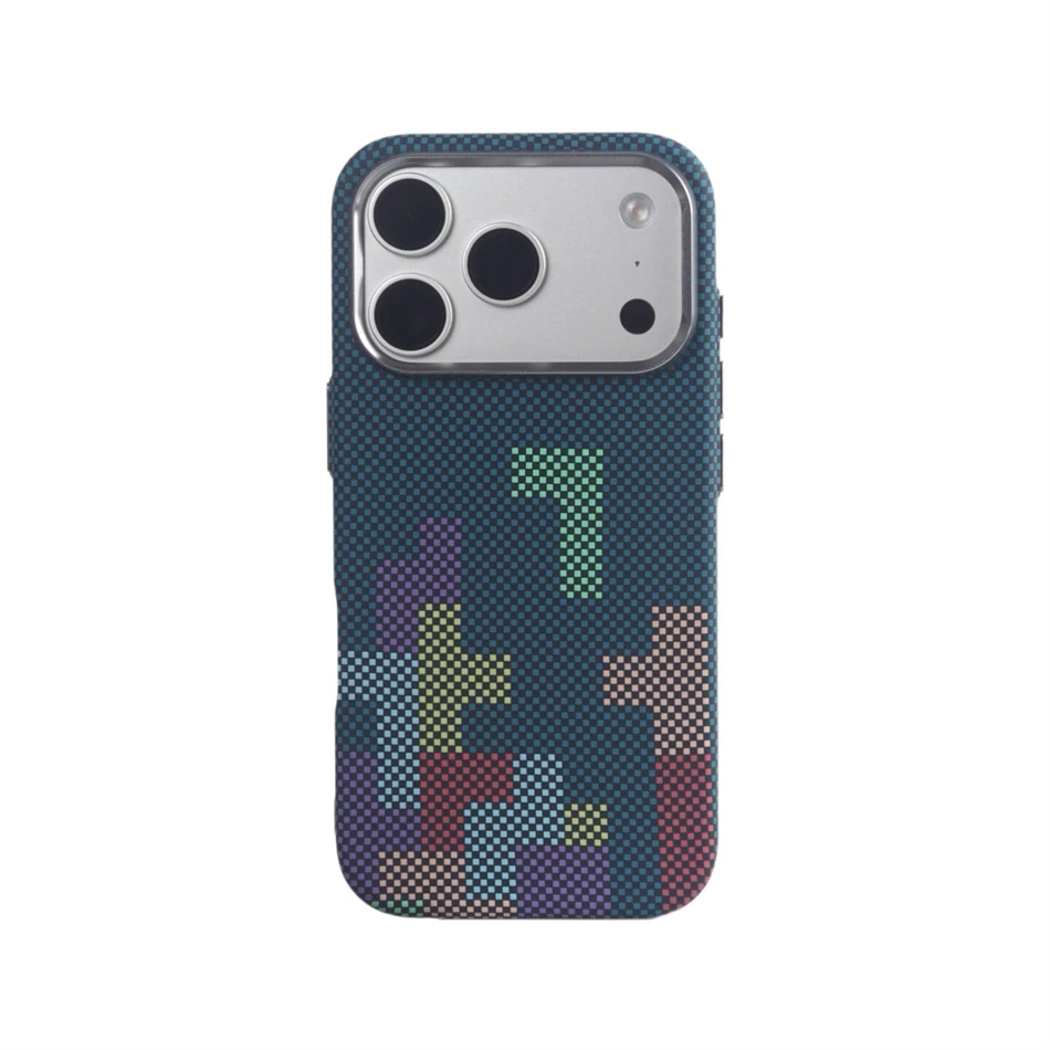 Etui Magnetyczne z Włókna Węglowego z Wzorem Reliefowym do iPhone 16 15 14 Pro Max 17, Magnetyczne Bezprzewodowe Ładowanie, Stopowa Ochrona Obiektywu, Odporne na Wstrząsy — zdjęcie produktu 7