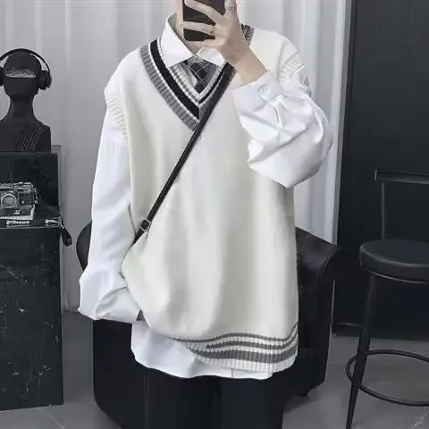 

Faionable Loose Men's Knitwear V-Ne Svel Autumn Winter Large Size Youth Trendy Overhead Sweater Baseball Collar Dia...