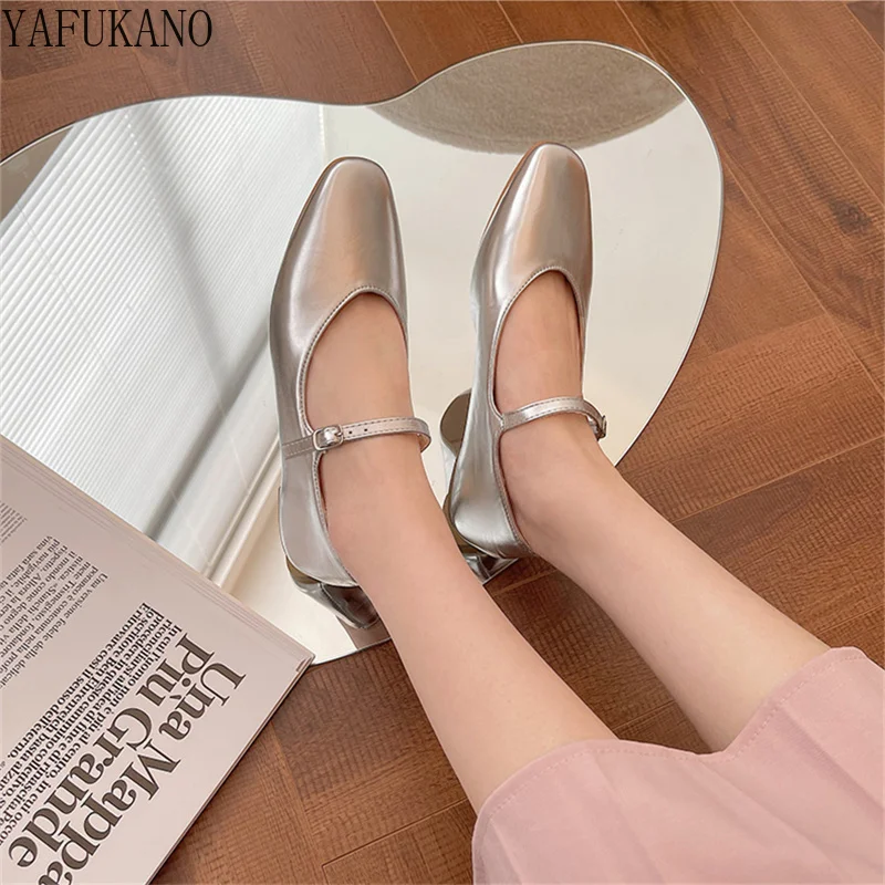 Soft Bottom Girl Flat Shoes Simple Retro Square Toe Fairy Style Gentle Single Shoes Buckle Strap Small Leather Shoes 5 Colors