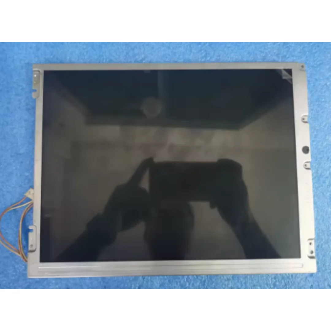 Panel Tampilan Layar LCD LQ121S1DG21