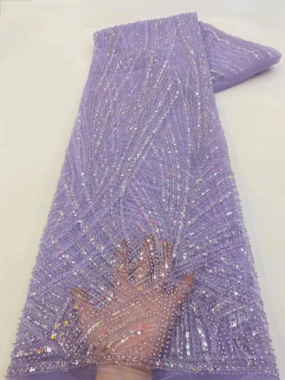 

African Sequins Lace Fabric 2024 High Quality Eembroidery French Nigerian Mesh Beaded Lace Fabrics For Wedding Dress Sewing